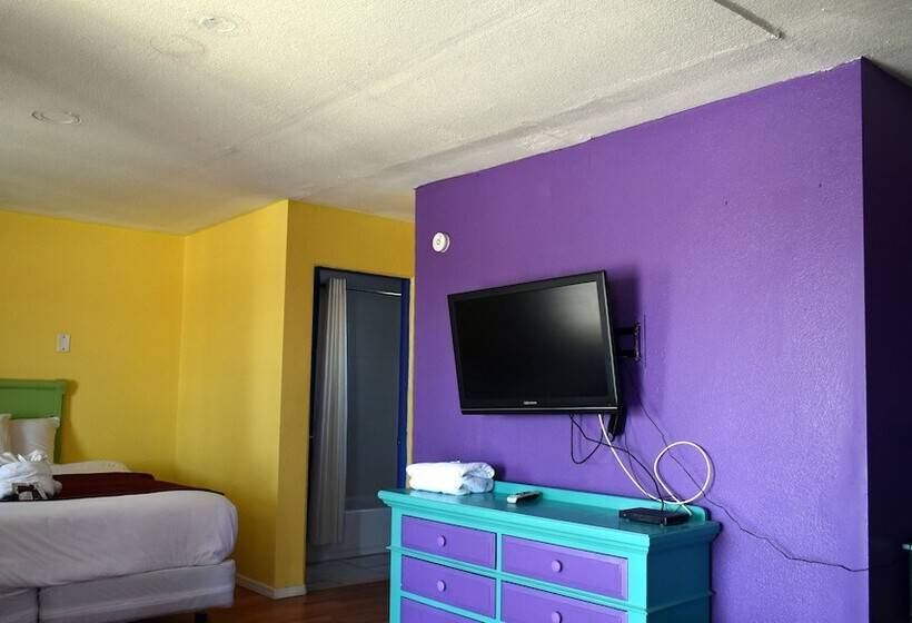 غرفة قياسية سرير مزدوج, 9 Palms Inn