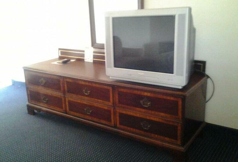 Стандартный Номер Кровать Кинг, Budget Inn