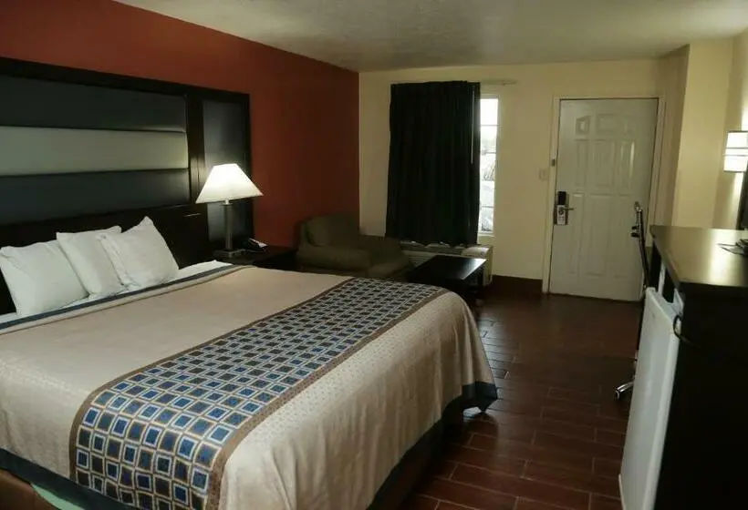 キングサイズベッドのスタンダードルーム, Budget Inn Washington