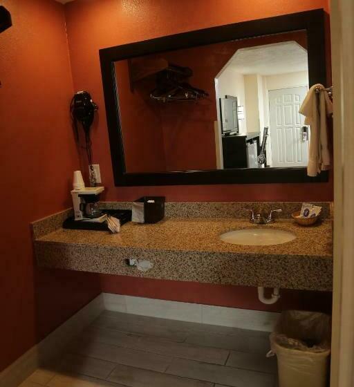 غرفة قياسية سرير كينج, Budget Inn   Washington