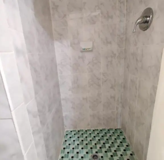 اتاق استاندارد با تخت بزرگ, Crown Inn