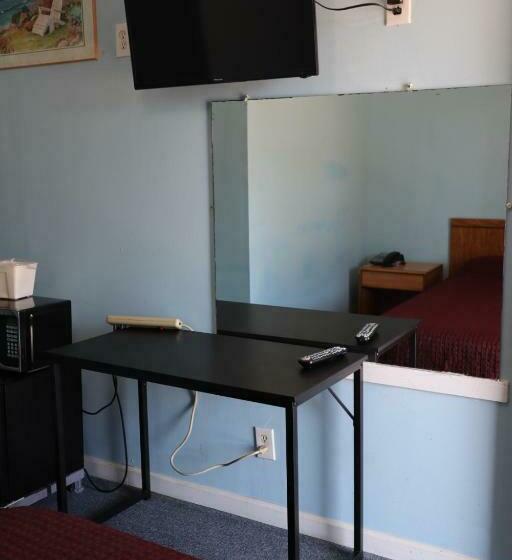 غرفة إقتصادية, Economy Inn