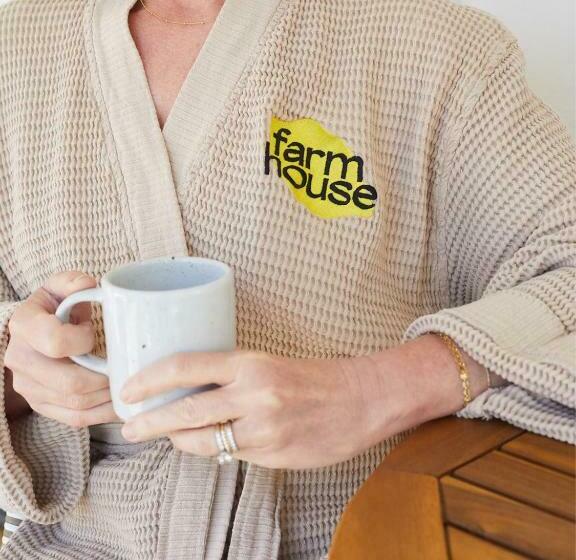 غرفة قياسية, Farmhouse Paso