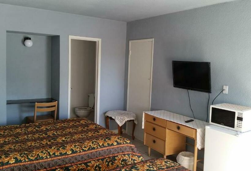 スタンダードルーム, Laura Lodge