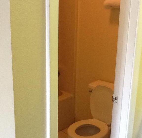 غرفة قياسية سرير كينج, Relax Inn   Lakeland