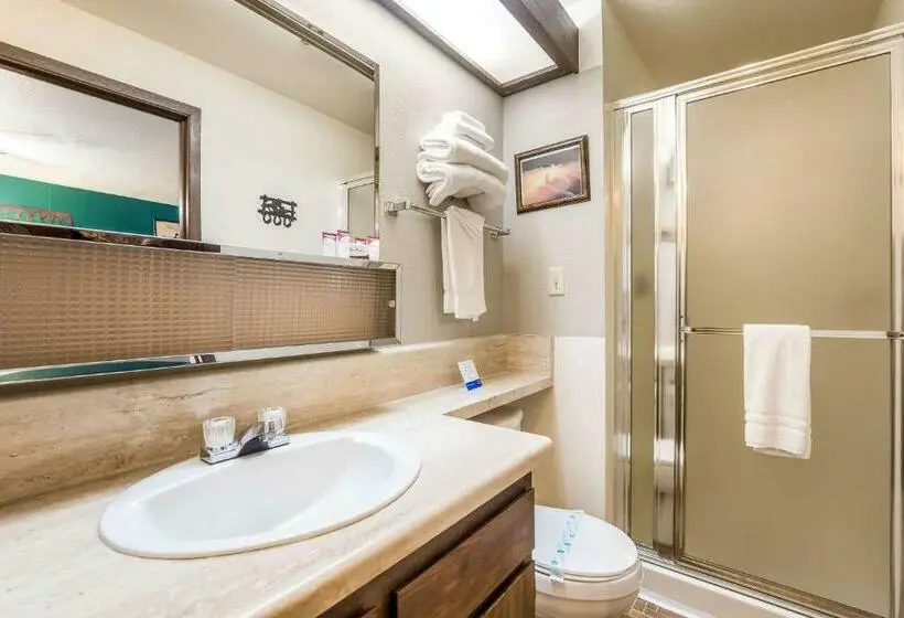 ２ダブルベッドのスタンダードルーム, Rodeway Inn & Suites Big Water  Antelope Canyon