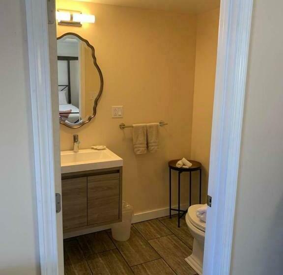 スタンダードルーム, Starlight Lodge At Rockport Harbor