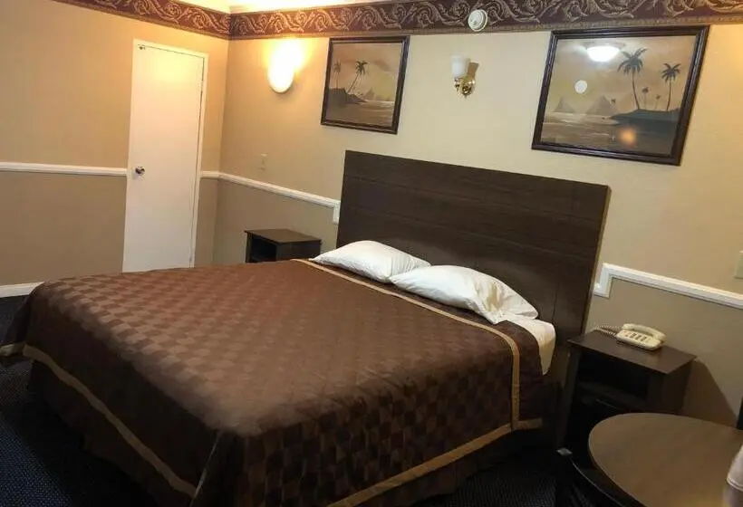 キングサイズベッドのスタンダードルーム, Whittier Travel Inn