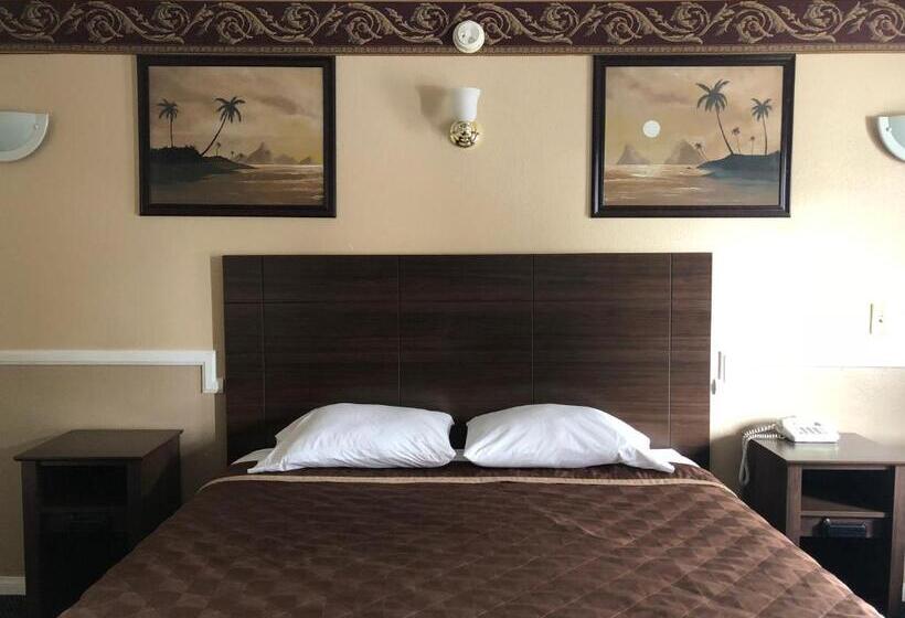 스탠다드 룸 킹사이즈 침대, Whittier Travel Inn