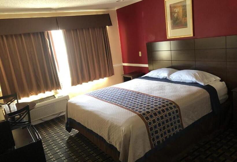 스탠다드 룸 킹사이즈 침대, Whittier Travel Inn