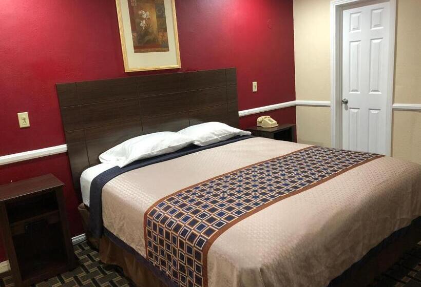 스탠다드 룸 킹사이즈 침대, Whittier Travel Inn