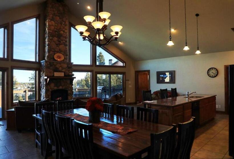 Дом 4 Спальни, Zion Ponderosa Ranch Resort