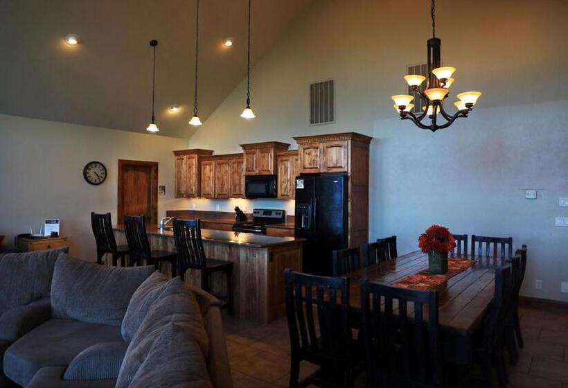 منزل 4 غرف نوم, Zion Ponderosa Ranch Resort