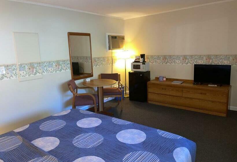 Стандартный Номер Кровать Кинг, A Holiday Motel Maggie Valley