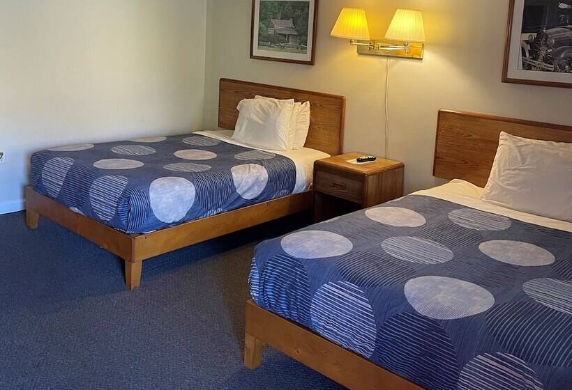 Номер Стандарт 2 Двуспальные Кровати, A Holiday Motel Maggie Valley