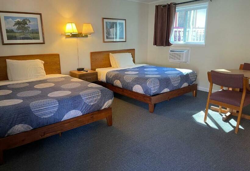 Номер Стандарт, A Holiday Motel Maggie Valley