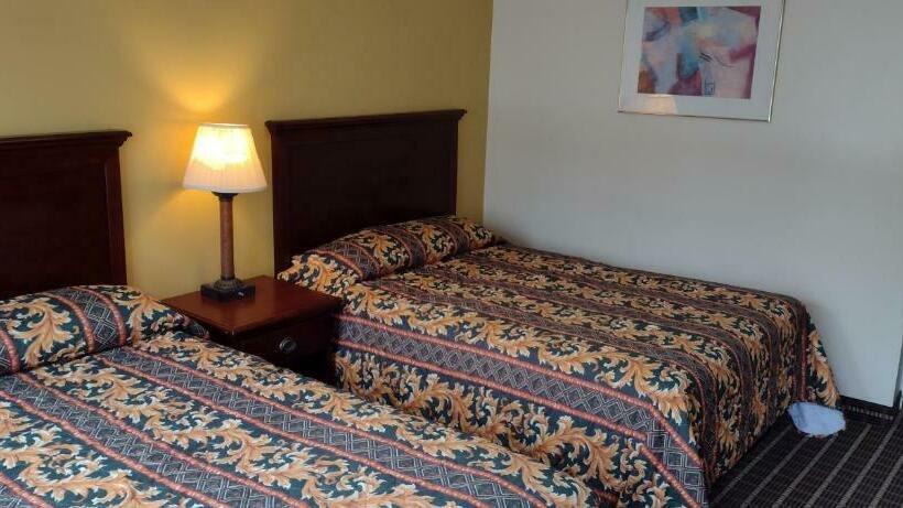 Номер Стандарт 2 Двуспальные Кровати, Ashford Motel