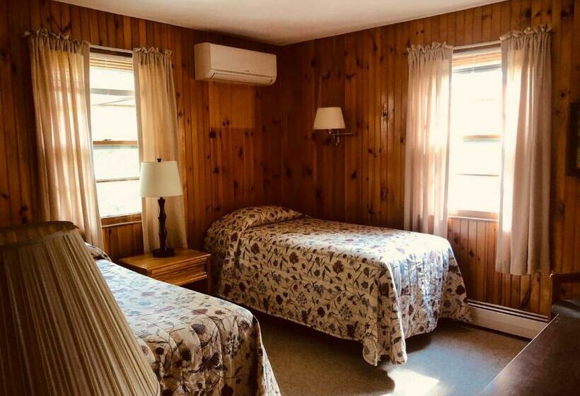 Номер Стандарт, Gray Ghost Inn