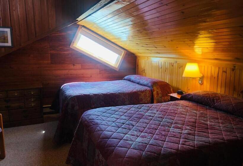 اتاق استاندارد با 2 تخت دوبل, Gray Ghost Inn