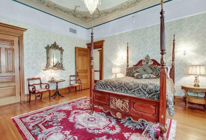 Президентский Люкс, The Gables At Stirling Guest