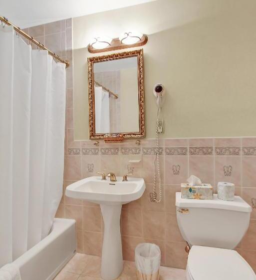 이그제큐티브 스위트, The Gables At Stirling Guest