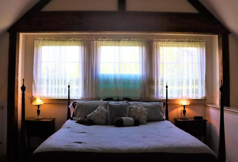 이그제큐티브 스위트, The Gables At Stirling Guest