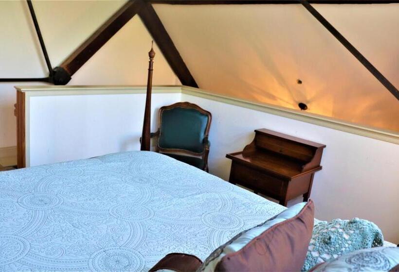 이그제큐티브 스위트, The Gables At Stirling Guest