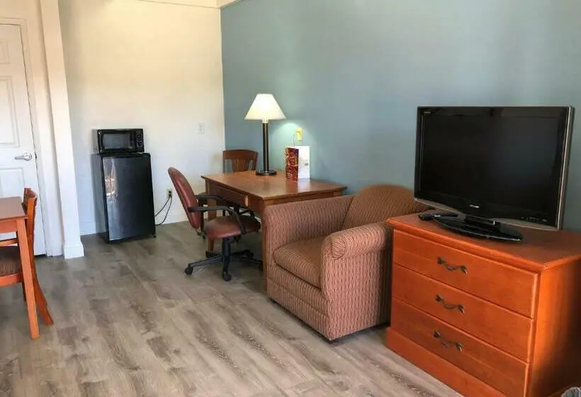 اتاق استاندارد با تخت بزرگ, All Seasons Lodge