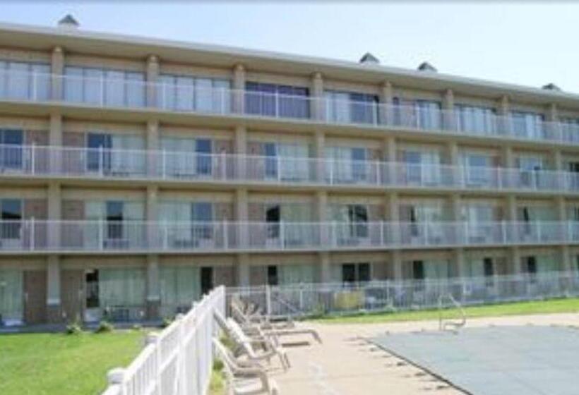 スタンダードルーム, Ambassadors Inn & Suites