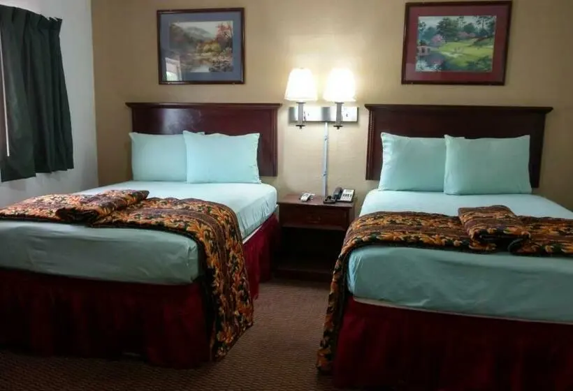 ２ダブルベッドのスタンダードルーム, Budget Inn Hamilton