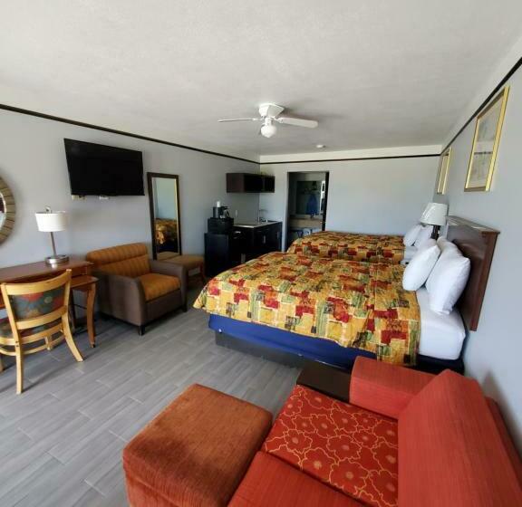 Номер Стандарт, Deluxe Inn And Suites