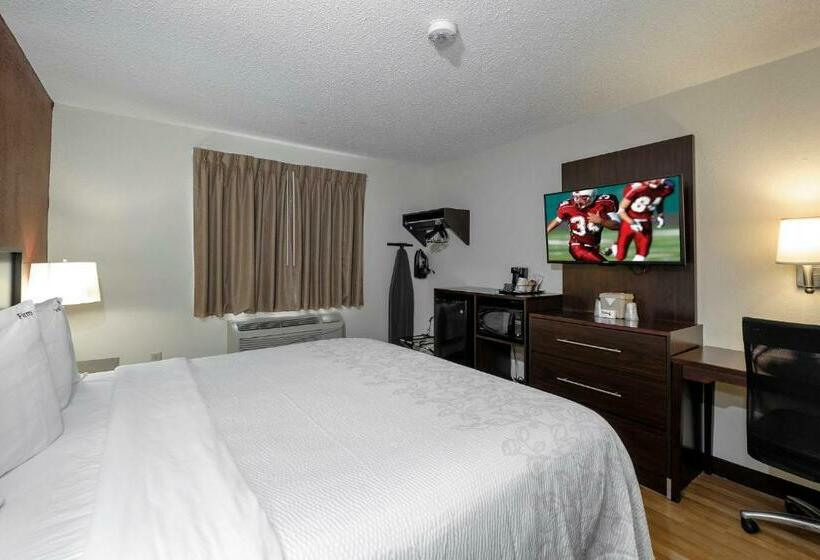 Номер Superior Кровать Кинг, Red Roof Inn Plus+ & Suites Malone
