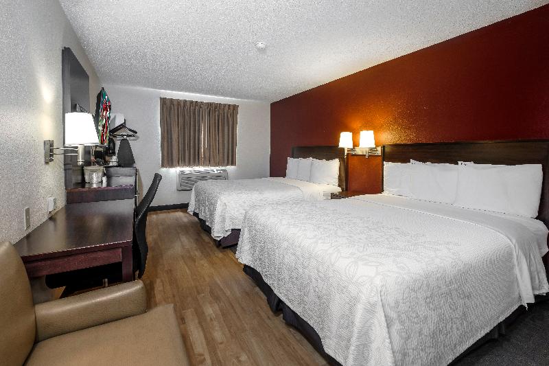 Номер Deluxe Адаптированный для Инвалидов, Red Roof Inn Plus+ & Suites Malone