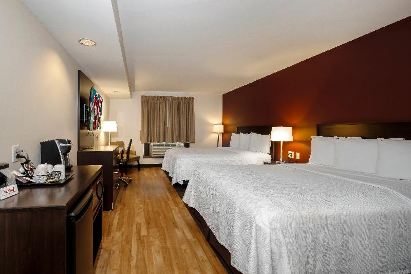 障害者適応デラックスルーム, Red Roof Inn Plus+ & Suites Malone