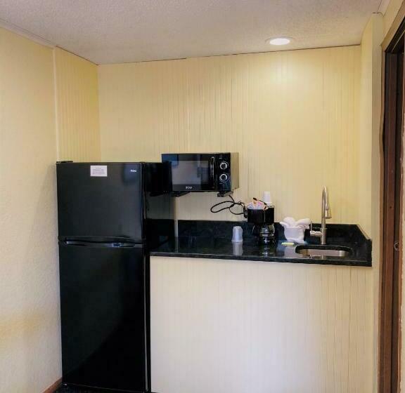 غرفة ديلوكس سرير كينج, River Side Inn