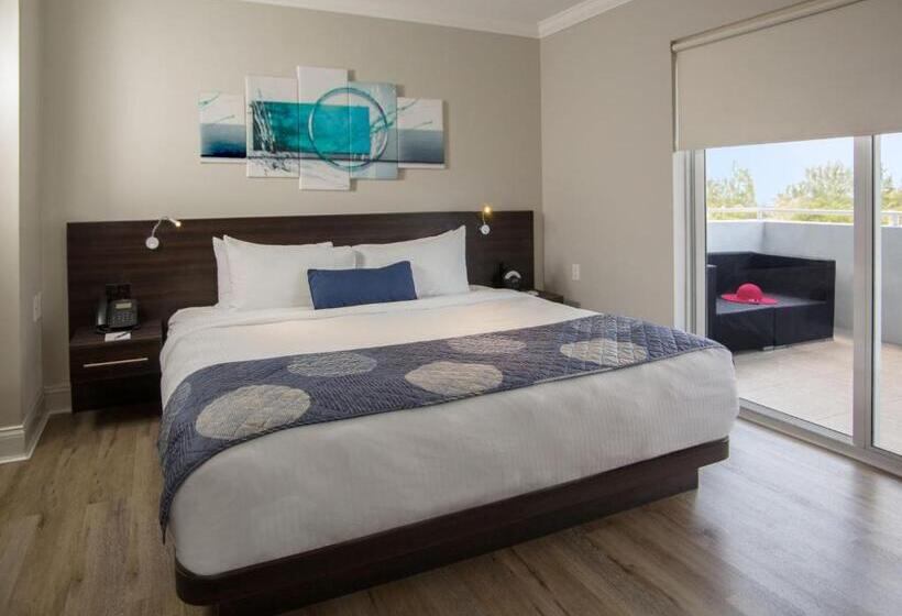 Люкс Кровать Кинг, Nuvo Suites Hotel   Miami Doral