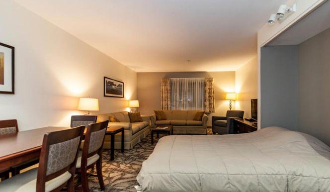 스위트, Grand Summit Hotel At Attitash