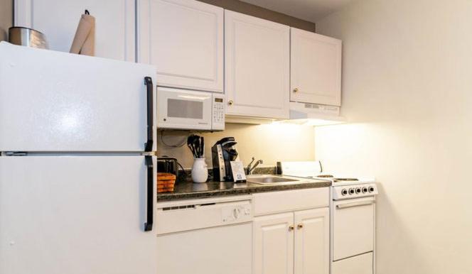 스탠다드 스튜디오, Grand Summit Hotel At Attitash