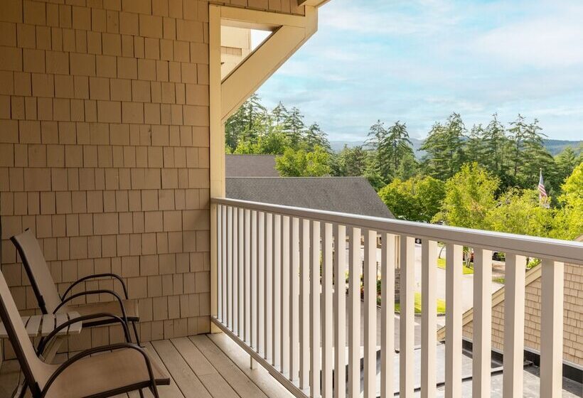 스탠다드 스튜디오, Grand Summit Hotel At Attitash