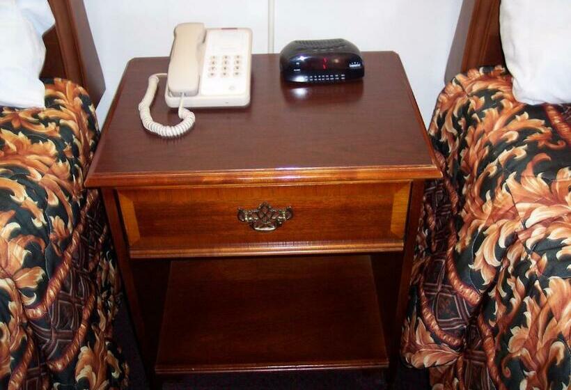 标准间, Shore Hills Motel