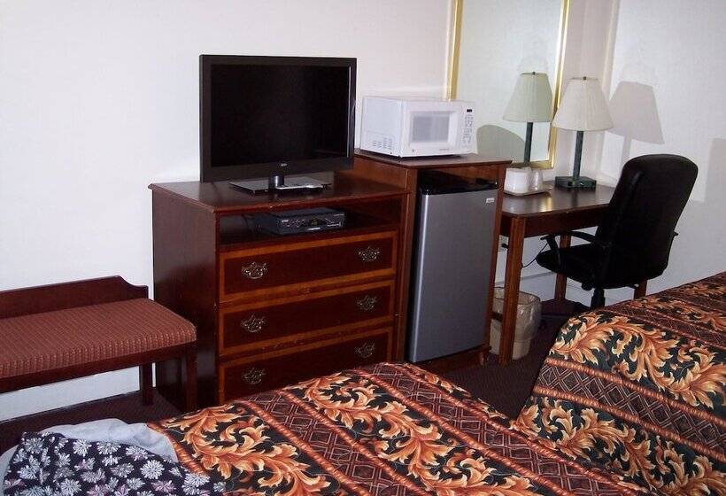 Номер Стандарт 2 Двуспальные Кровати, Shore Hills Motel