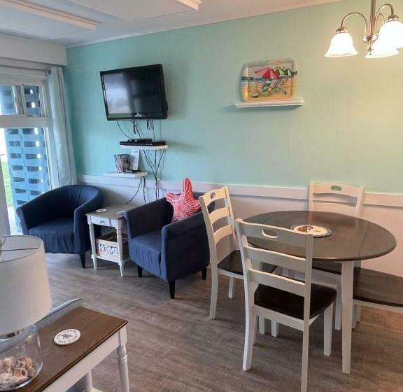 Апартаменты 2 Спальни Вид на Море, The Garlands Motel