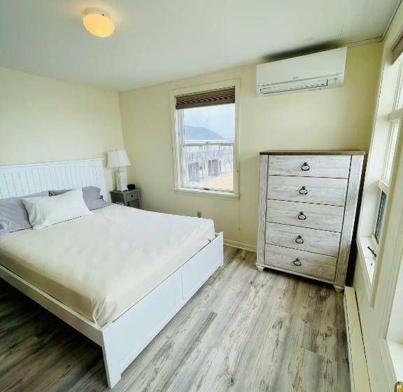 Апартаменты 1 Спальня Вид на Море, The Garlands Motel