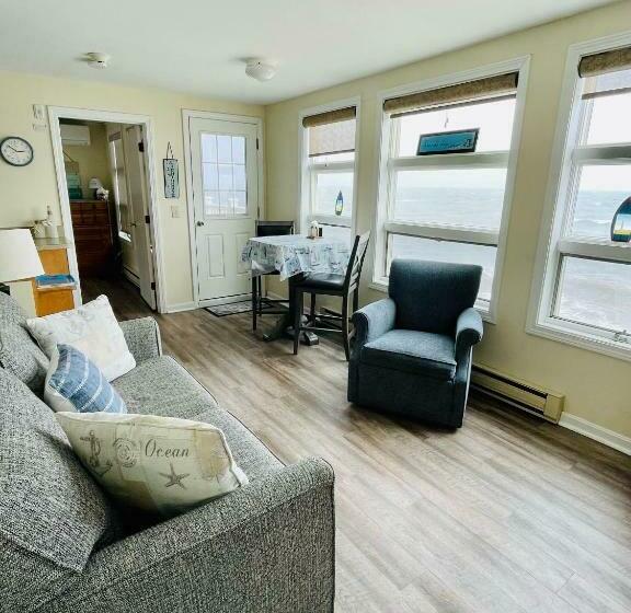 Апартаменты 1 Спальня Вид на Море, The Garlands Motel