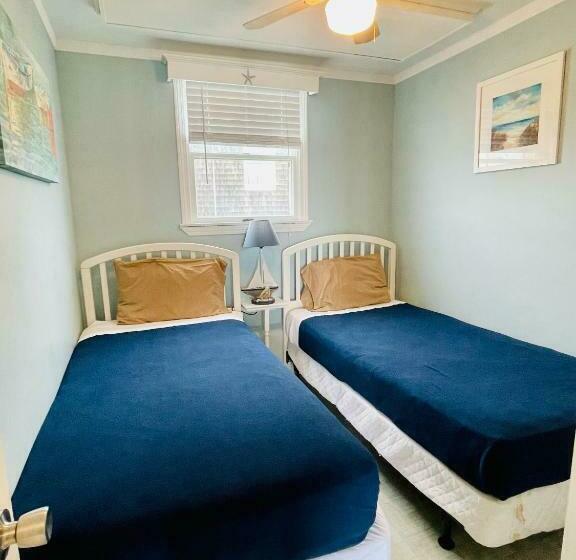 Апартаменты 2 Спальни Вид на Море, The Garlands Motel