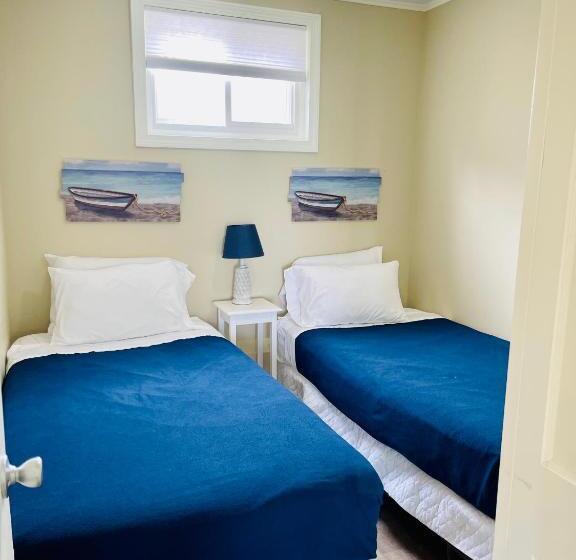 Апартаменты 2 Спальни Вид на Море, The Garlands Motel