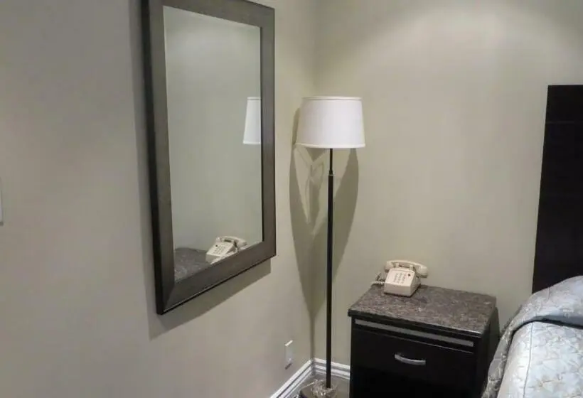 اتاق لوکس, Trylon Hotel   Hollywood