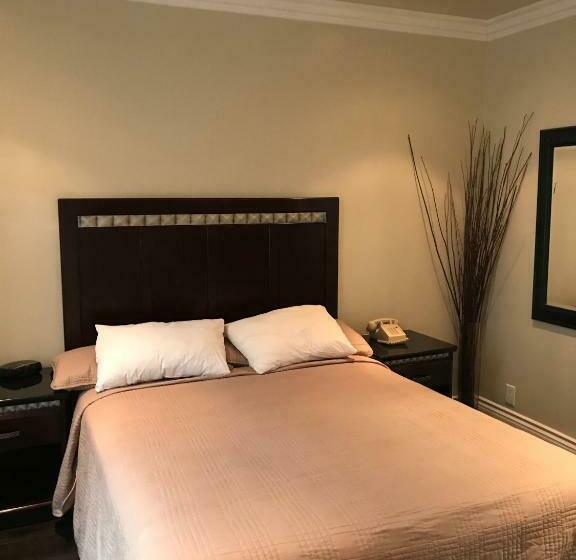 Номер Deluxe, Trylon Hotel Hollywood