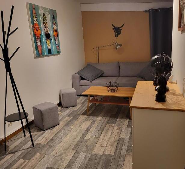 إستديو عائلى, Mas D Alivon