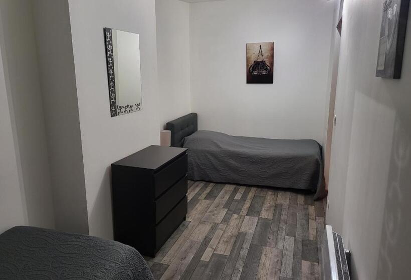 غرفة عائلية مطلّة علي الحديقة, Mas D Alivon